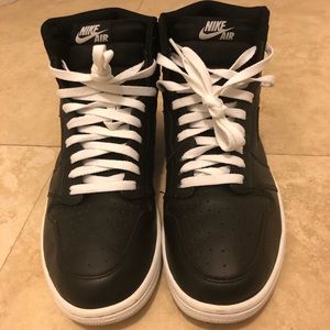 Air Jordan Retro 1 High “Cyber Monday”